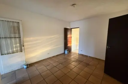 Imagem: Casa Térrea para Alugar, Vila Romero
