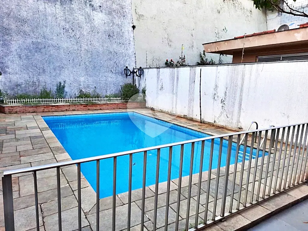 Sobrado à Venda: Santana, 4 Quartos, 2 Suítes,5 Vagas por R$ 2.500.000,00.
