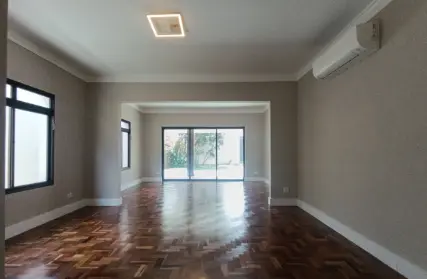 Imagem: Casa Térrea para Venda, Horto Florestal