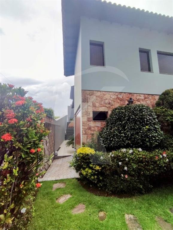 Sobrado à Venda: Água Fria, 3 Quartos, 3 Suítes,6 Vagas por R$ 1.500.000,00.