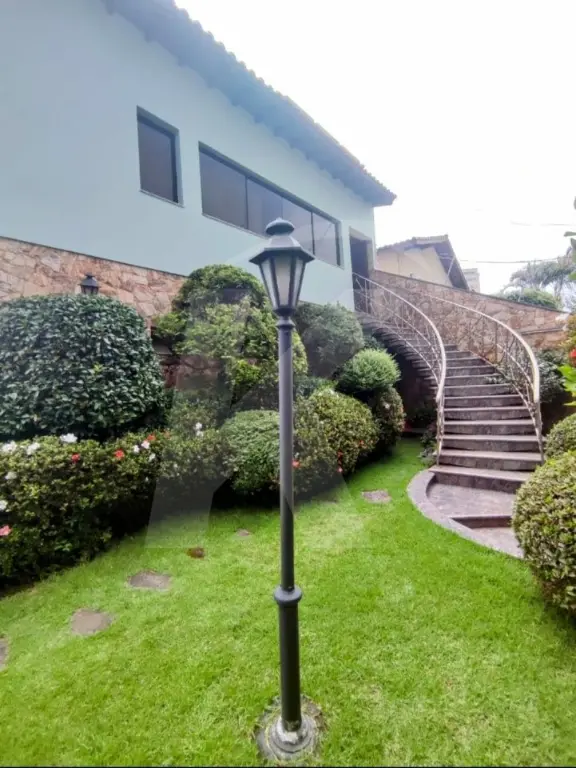 Sobrado à Venda: Água Fria, 3 Quartos, 3 Suítes,6 Vagas por R$ 1.500.000,00.