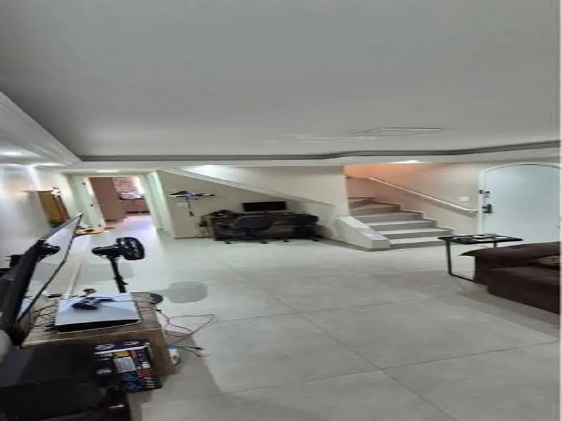 Sobrado à Venda: Tremembé, 3 Quartos, 3 Suítes,2 Vagas por R$ 560.000,00.