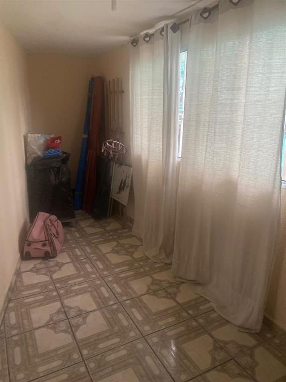 Imóvel para Renda à Venda: Parque Ramos Freitas, 5 Quartos, 1 Vagas por R$ 240.000,00.