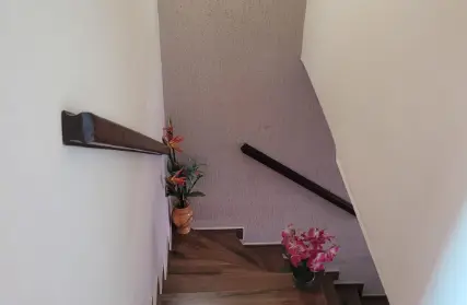 Imagem: Sobrado para Venda, Parada de Taipas