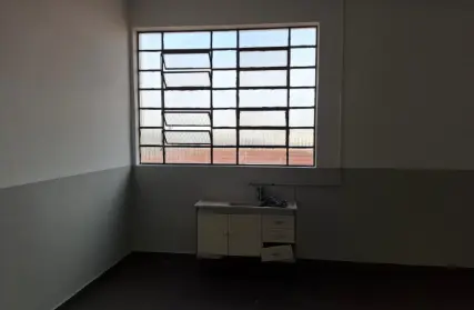 Imagem: Galpão / Salão para Alugar, Chora Menino