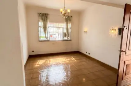 Imagem: Sobrado para Venda, Parada Inglesa