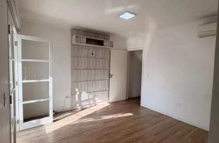 Imagem: Sobrado para Venda, Parada Inglesa