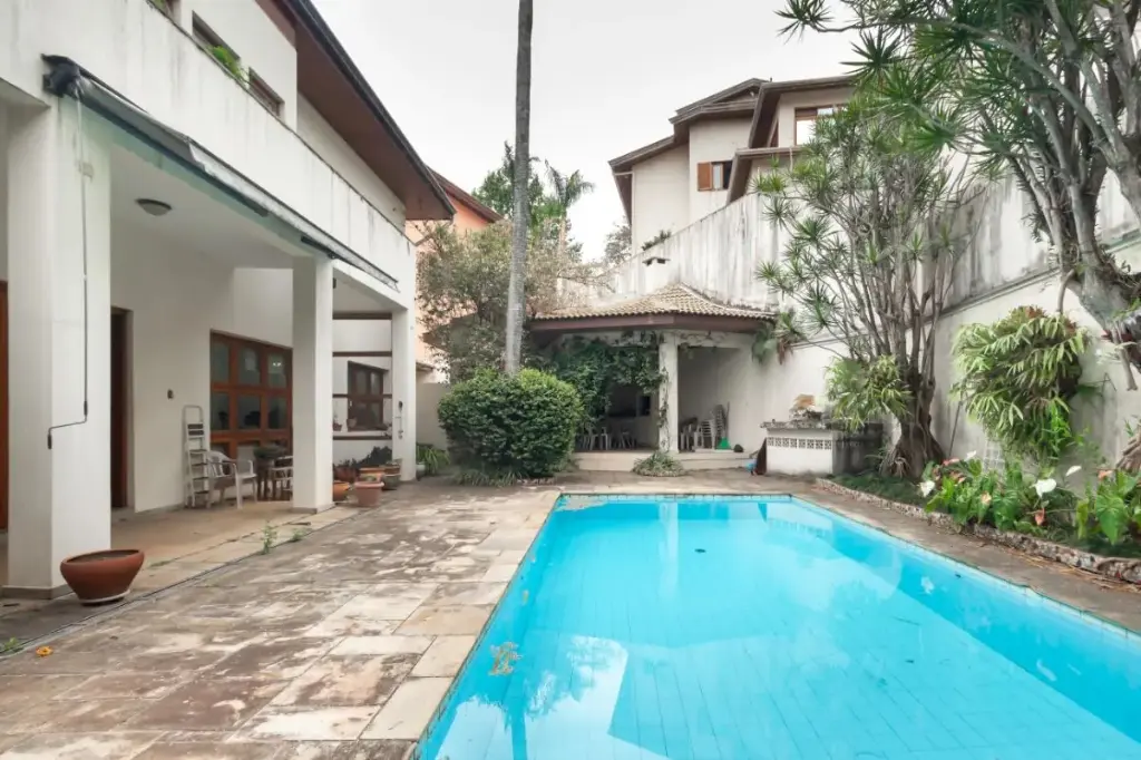 Casa Térrea à Venda: Alto de Pinheiros, 4 Quartos, 4 Suítes,6 Vagas por R$ 2.990.000,00.
