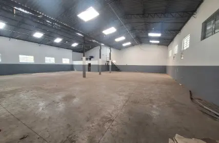 Imagem: Galpão / Salão para Alugar, Ferreira