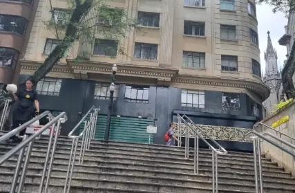 Imagem: Sala Comercial para Alugar, Sé