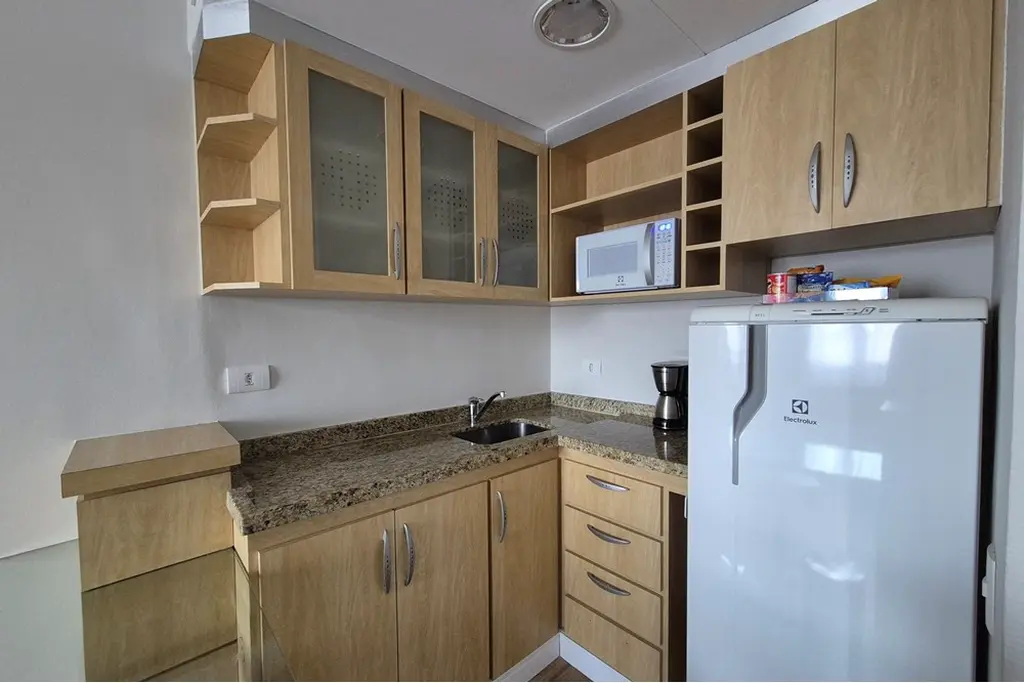 Apartamento à Venda: Jardim Paulista, 2 Quartos, 2 Suítes,2 Vagas por R$ 895.000,00.