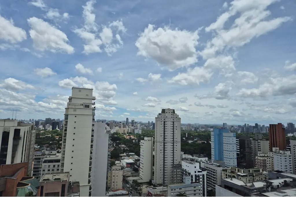 Apartamento à Venda: Jardim Paulista, 2 Quartos, 2 Suítes,2 Vagas por R$ 895.000,00.