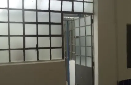 Imagem: Galpão / Salão para Alugar, Luz