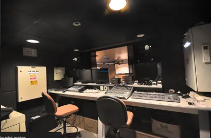 Imagem: Prédio Comercial para Alugar, Luz