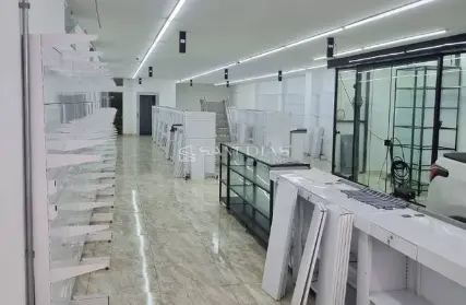 Imagem: Casa Comercial para Alugar, Luz