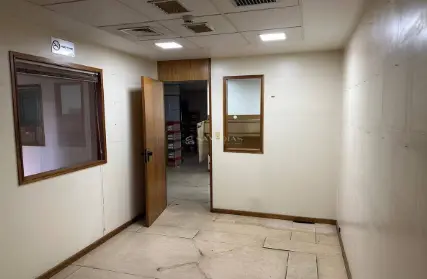 Imagem: Casa Comercial para Venda, República