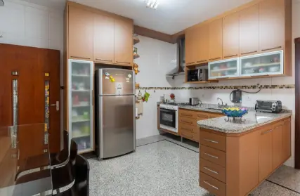 Imagem: Sobrado para Venda, Chácara Inglesa (Zona Oeste)