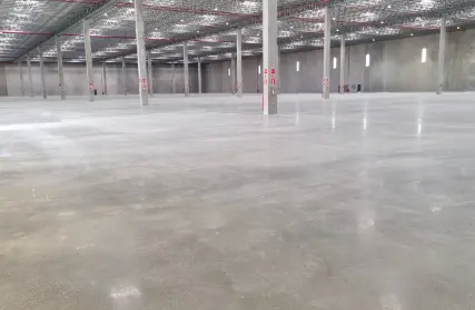 Imagem: Galpão / Salão para Alugar, Guaturinho