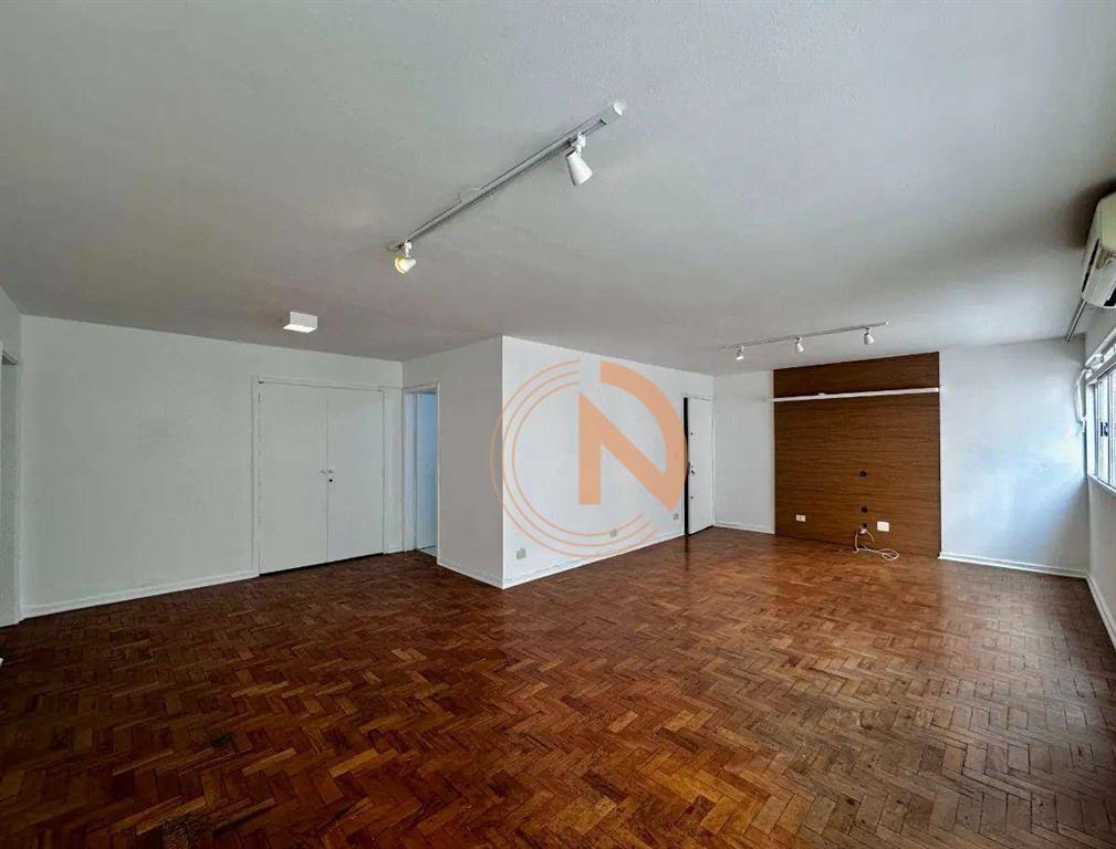 Apartamento à Venda: Itaim Bibi, 3 Quartos, 1 Suíte,1 Vaga por R$ 1.650.000,00.