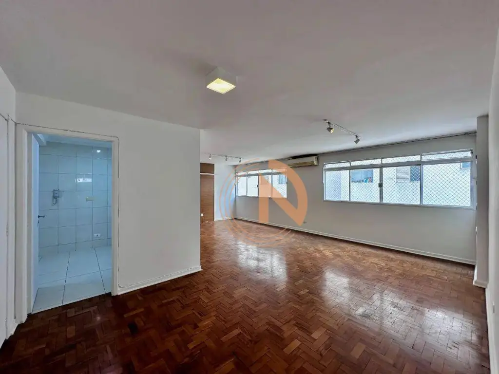 Apartamento à Venda: Itaim Bibi, 3 Quartos, 1 Suíte,1 Vaga por R$ 1.650.000,00.