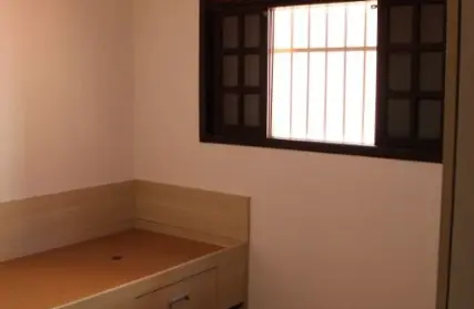 Imagem: Casa Térrea para Venda, Jardim Lourdes (Zona Sul)