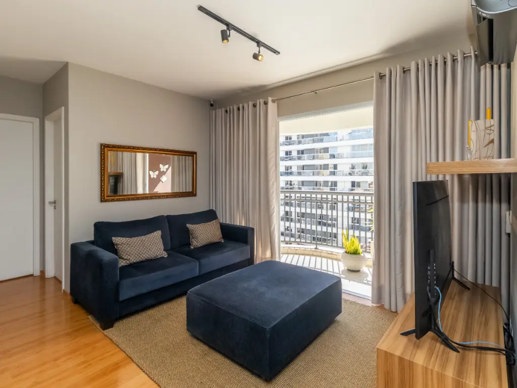 Apartamento à Venda: Vila Olímpia (Zona Sul), 2 Quartos, 1 Suíte,1 Vaga por R$ 1.250.000,00.