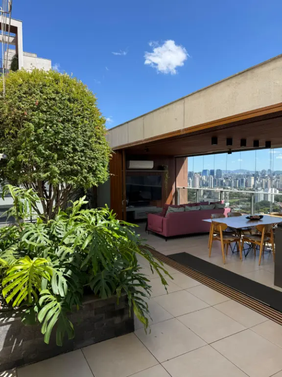 Apartamento à Venda: Cidade Monções, 2 Quartos, 2 Suítes,3 Vagas por R$ 5.500.000,00.