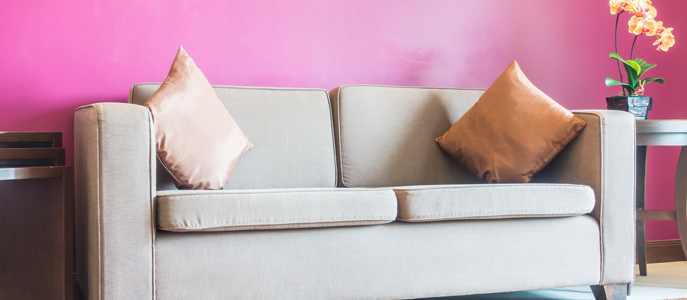 Aposte nos tons fortes para repaginar a decoração da casa