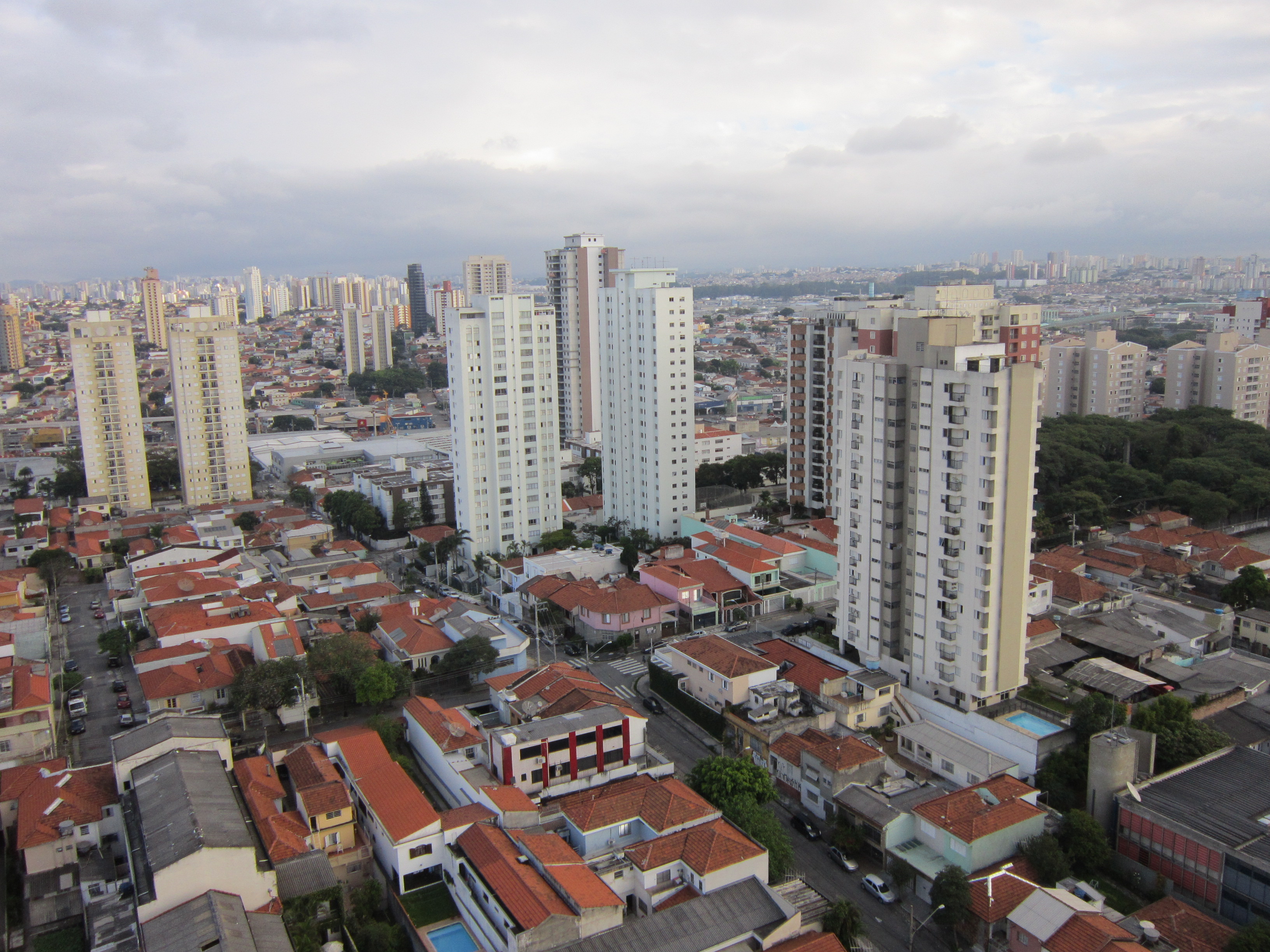 Zona Leste lidera vendas e lançamentos de imóveis